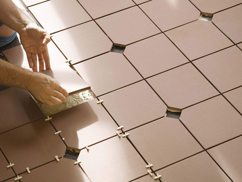 精装房铺地板砖多少钱一平方？客厅怎样装修瓷砖更省钱？(图3)