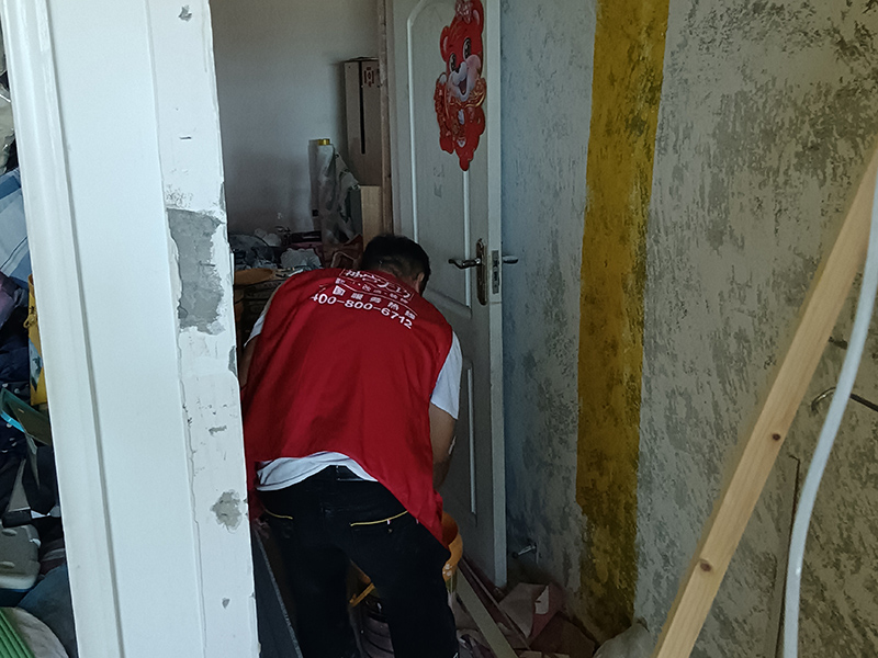 长沙星典时代137平房屋拆除装潢 全屋吊顶定制 墙面翻新刷漆服务