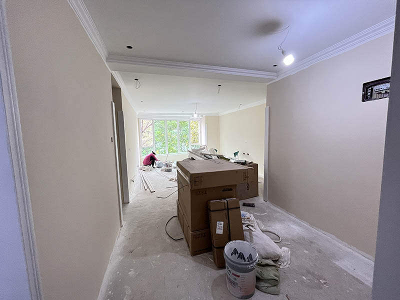 客厅装修翻新选择乳胶漆还是墙布？(图4)